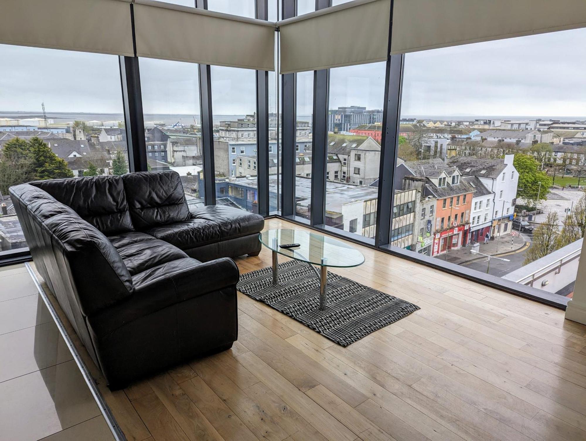 The Western Citypoint Apartments Galway Exteriér fotografie
