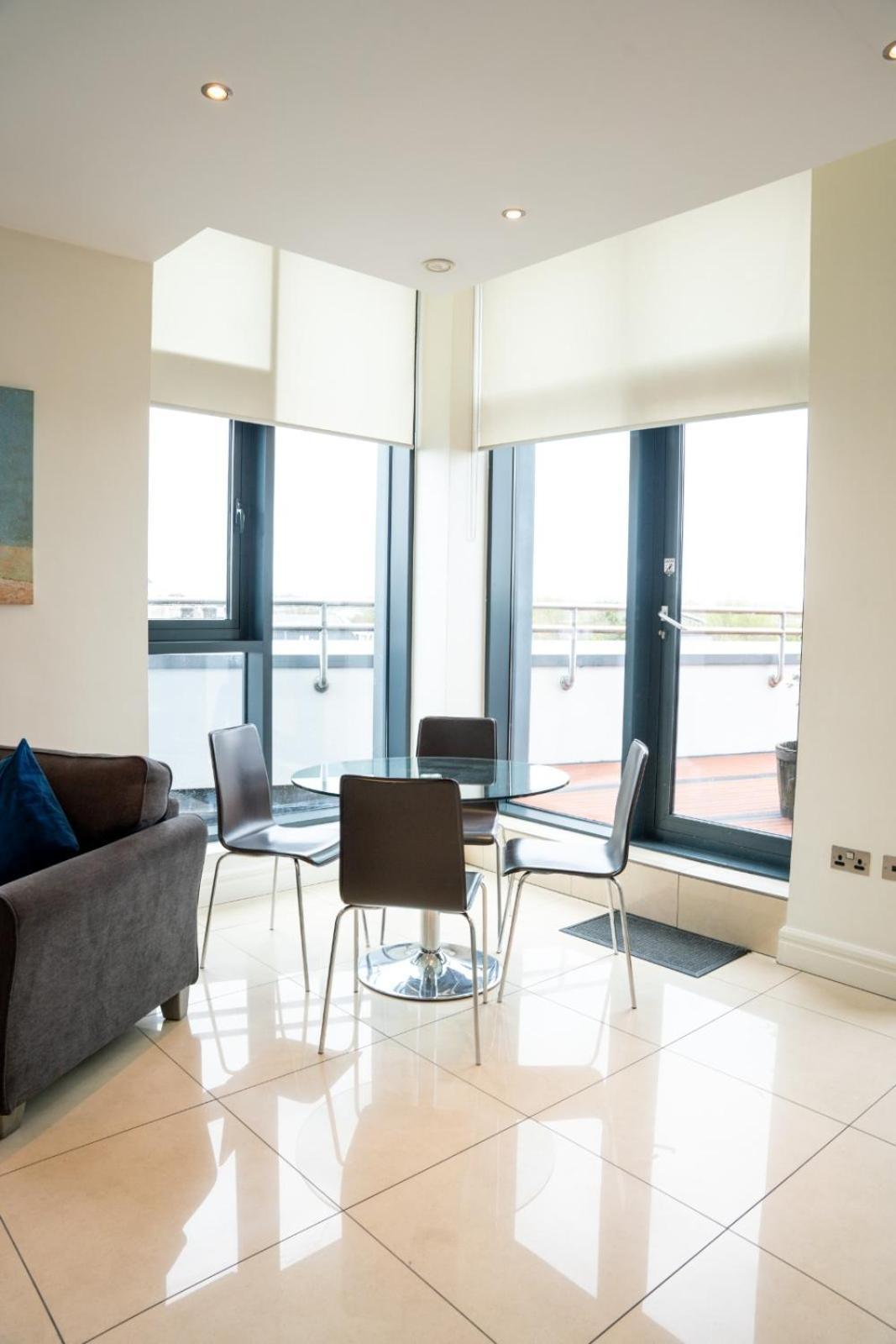 The Western Citypoint Apartments Galway Exteriér fotografie