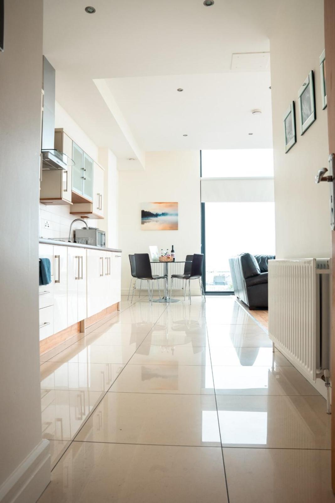 The Western Citypoint Apartments Galway Exteriér fotografie